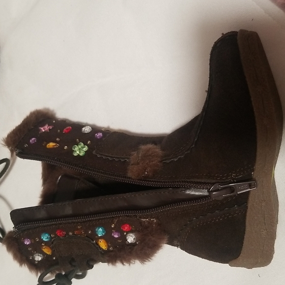 Kenneth Cole Reaction Leather Suede Brown Boots with Gems/Jewels Embellishments - Picture 10 of 11